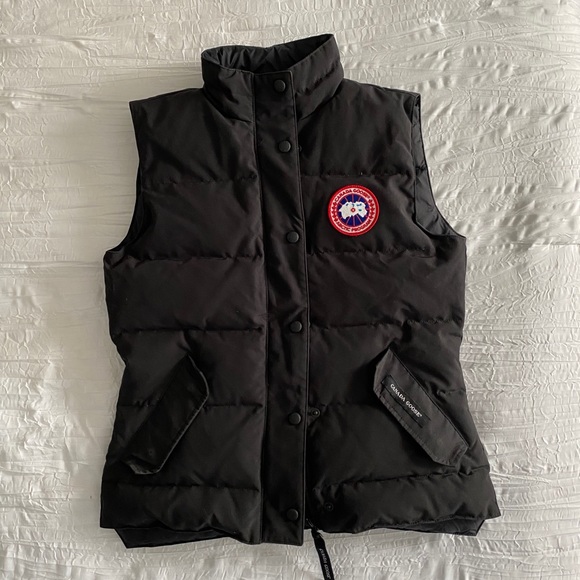 canada goose vest womens